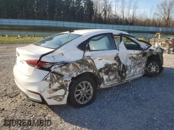 ✅ 2018 Hyundai Accent SEL • VIN: 3KPC24A30JE004730 • Лот: 80851244. Опубликован ранее на Copart с пробегом 178 281 миль. Бесплатный доступ к архиву аукционных продаж из США и подробный отчёт об истории автомобиля на DreamBid. Изображение 3.