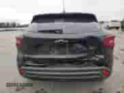 2024 Chevrolet Trax 1RS z VIN KL77LGE28RC216034, wystawiony jako Copart lot #80011255 z przebiegiem 19 330 mil mil oraz Szkoda całkowita • Salvage title. Historia ofert i sprzedaży dostępna na DreamBid. Obrazek 6.