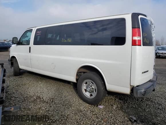 2018 Chevrolet Express Passenger LT с VIN 1GAZGPFG3J1245055, выставлен на аукционе Copart как лот 87807965 с пробегом 106 634 миль миль и Списание • Salvage title. История ставок и продаж доступна на DreamBid. Изображение 2.