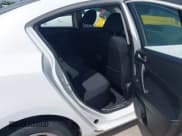 ✅ 2013 Mazda 3 i Sport • VIN: JM1BL1U75D1768232 • Lot: 42669581. Wystawiony na IAAI z przebiegiem 51 199 mil. Bezpłatny archiwum sprzedaży aukcyjnych z USA i szczegółowy raport historii pojazdu na DreamBid. Zdjęcie 8.