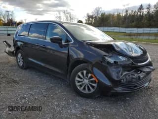 ✅ 2017 Chrysler Pacifica Touring • VIN: 2C4RC1DG4HR566000 • Lot: 82642855. Wystawiony na Copart z przebiegiem 87 420 mil. Bezpłatny archiwum sprzedaży aukcyjnych z USA i szczegółowy raport historii pojazdu na DreamBid. Zdjęcie 4.