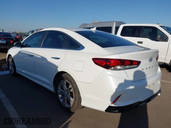 ✅ 2018 Hyundai Sonata SEL • VIN: 5NPE34AF7JH687084 • Lot: 43519528. Wystawiony na IAAI z przebiegiem 97 568 mil. Bezpłatny archiwum sprzedaży aukcyjnych z USA i szczegółowy raport historii pojazdu na DreamBid. Zdjęcie 3.