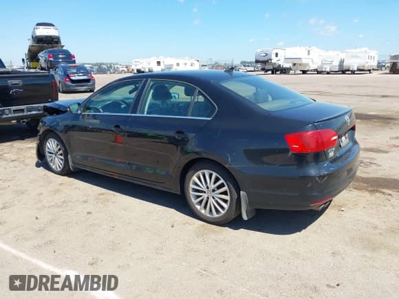 ✅ 2014 Volkswagen Jetta TDI • VIN: 3VWLL7AJ1EM444865 • Лот: 43017450. Опубликован ранее на IAAI с пробегом 102 145 миль. Бесплатный доступ к архиву аукционных продаж из США и подробный отчёт об истории автомобиля на DreamBid. Изображение 3.