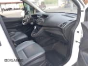 ✅ 2015 Ford Transit Connect XL • VIN: NM0LS7E79F1208111 • Lot: 41951724. Wystawiony na IAAI z przebiegiem 305 163 mil. Bezpłatny archiwum sprzedaży aukcyjnych z USA i szczegółowy raport historii pojazdu na DreamBid. Zdjęcie 5.