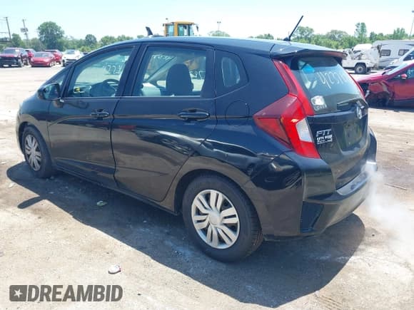 ✅ 2015 Honda Fit LX • VIN: 3HGGK5H56FM712266 • Lot: 42378228. Listed on IAAI with 140,423 mi. Free auction sales archive from the USA and detailed vehicle history report at DreamBid. Image 3.