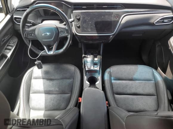 ✅ 2023 Chevrolet Bolt EV 2LT • VIN: 1G1FX6S06P4189397 • Lot: 51745965. Wystawiony na Copart z przebiegiem Nie podano. Bezpłatny archiwum sprzedaży aukcyjnych z USA i szczegółowy raport historii pojazdu na DreamBid. Zdjęcie 8.