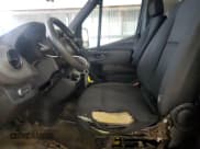 ✅ 2019 Mercedes-Benz Sprinter Cargo • VIN: WD4PF0CD9KP052593 • Lot: 56998355. Listed on Copart with 142,182 mi. Free auction sales archive from the USA and detailed vehicle history report at DreamBid. Image 7.