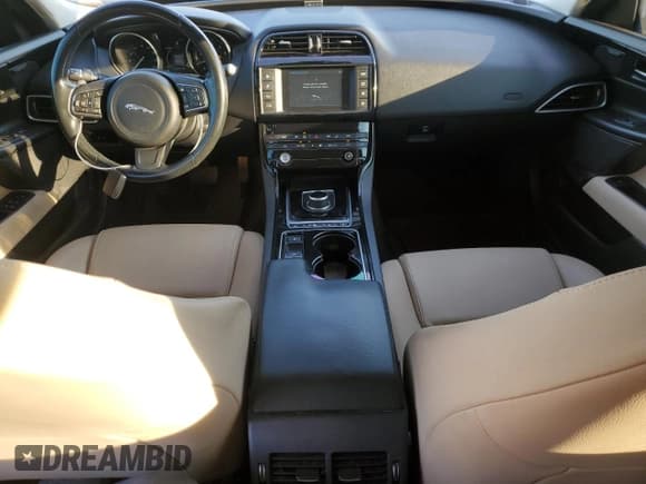 ✅ 2017 Jaguar XE 35t Premium • VIN: SAJAJ4BVXHCP10634 • Lot: 82290044. Listed on Copart with 87,410 mi. Free auction sales archive from the USA and detailed vehicle history report at DreamBid. Image 8.