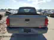 2006 Dodge Dakota ST z VIN 1D7HE28K36S522601, wystawiony jako Copart lot #73888054 z przebiegiem 149 142 mil mil oraz Szkoda całkowita • Salvage title. Historia ofert i sprzedaży dostępna na DreamBid. Obrazek 6.