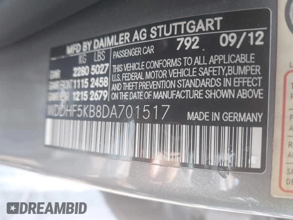 ✅ 2013 Mercedes-Benz E 350 Luxury • VIN: WDDHF5KB8DA701517 • Lot: 42763129. Listed on IAAI with 123,356 mi. Free auction sales archive from the USA and detailed vehicle history report at DreamBid. Image 9.