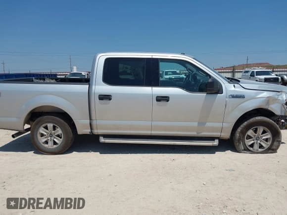 ✅ 2018 Ford F-150 XLT • VIN: 1FTEW1C5XJKD83338 • Lot: 42936099. Listed on IAAI with 52,538 mi. Free auction sales archive from the USA and detailed vehicle history report at DreamBid. Image 13.