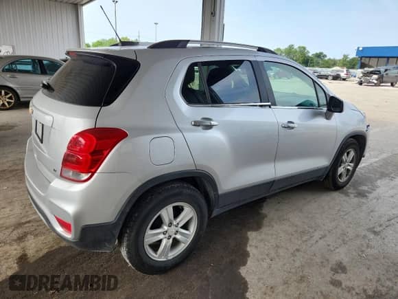 2019 Chevrolet Trax LT с VIN KL7CJLSB6KB815219, выставлен на аукционе Copart как лот 66921565 с пробегом 120 290 миль миль и Списание • Salvage title. История ставок и продаж доступна на DreamBid. Изображение 3.