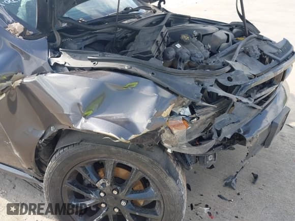 ✅ 2018 Dodge Durango SXT • VIN: 1C4RDHAG5JC431388 • Lot: 42403239. Listed on IAAI with Not provided. Free auction sales archive from the USA and detailed vehicle history report at DreamBid. Image 6.