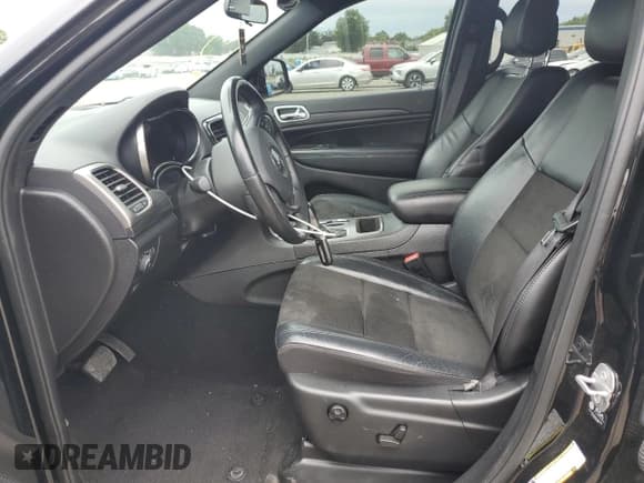 ✅ 2021 Jeep Grand Cherokee Laredo X • VIN: 1C4RJFAGXMC700521 • Lot: 62293145. Listed on Copart with 28,982 mi. Free auction sales archive from the USA and detailed vehicle history report at DreamBid. Image 7.