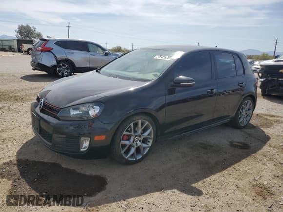 ✅ 2013 Volkswagen Golf GTI Wolfsburg Edition • VIN: WVWHV7AJXDW128608 • Lot: 51327895. Wystawiony na Copart z przebiegiem 137 962 mil. Bezpłatny archiwum sprzedaży aukcyjnych z USA i szczegółowy raport historii pojazdu na DreamBid. Zdjęcie 1.