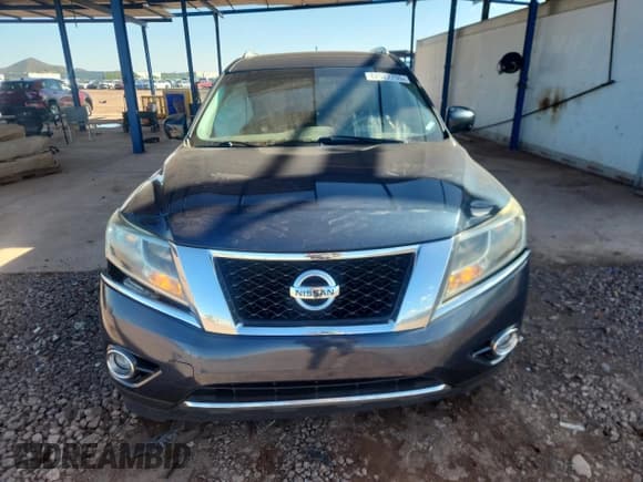 ✅ 2014 Nissan Pathfinder Platinum • VIN: 5N1AR2MM5EC631430 • Lot: 82522755. Wystawiony na Copart z przebiegiem 154 688 mil. Bezpłatny archiwum sprzedaży aukcyjnych z USA i szczegółowy raport historii pojazdu na DreamBid. Zdjęcie 5.