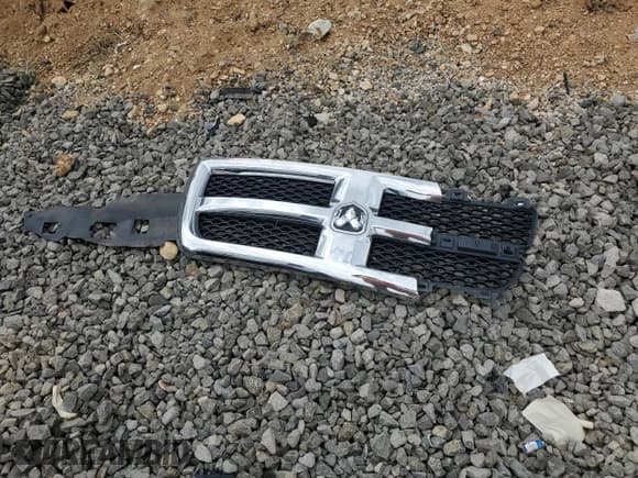 ✅ 2016 Ram 2500 SLT • VIN: 3C6TR5DT9GG378996 • Lot: 80099445. Listed on Copart with 106,304 mi. Free auction sales archive from the USA and detailed vehicle history report at DreamBid. Image 12.