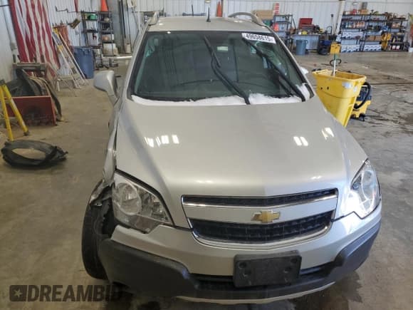 ✅ 2012 Chevrolet Captiva Sport LS • VIN: 3GNAL2EK1CS569350 • Lot: 49658615. Wystawiony na Copart z przebiegiem 211 103 mil. Bezpłatny archiwum sprzedaży aukcyjnych z USA i szczegółowy raport historii pojazdu na DreamBid. Zdjęcie 5.
