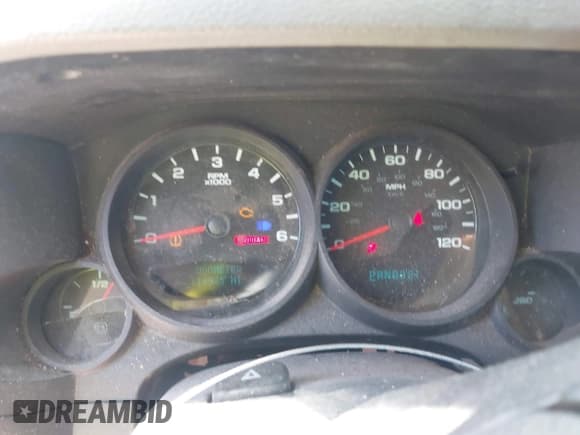 ✅ 2012 Chevrolet Silverado 1500 LS • VIN: 1GCRCREAXCZ122014 • Lot: 43258193. Wystawiony na IAAI z przebiegiem 114 935 mil. Bezpłatny archiwum sprzedaży aukcyjnych z USA i szczegółowy raport historii pojazdu na DreamBid. Zdjęcie 7.