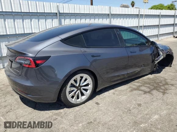 ✅ 2022 Tesla Model 3 Long Range • VIN: 5YJ3E1EB1NF361325 • Lot: 69379205. Wystawiony na Copart z przebiegiem 34 696 mil. Bezpłatny archiwum sprzedaży aukcyjnych z USA i szczegółowy raport historii pojazdu na DreamBid. Zdjęcie 3.