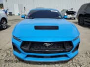 ✅ 2024 Ford Mustang GT • VIN: 1FA6P8CF7R5407274 • Lot: 51978944. Wystawiony na Copart z przebiegiem 901 mil. Bezpłatny archiwum sprzedaży aukcyjnych z USA i szczegółowy raport historii pojazdu na DreamBid. Zdjęcie 5.