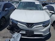 ✅ 2024 VinFast VF 8 Eco • VIN: RLLV1AEB6RH008336 • Лот: 42194915. Опубликован ранее на IAAI с пробегом 2 458 миль. Бесплатный доступ к архиву аукционных продаж из США и подробный отчёт об истории автомобиля на DreamBid. Изображение 12.