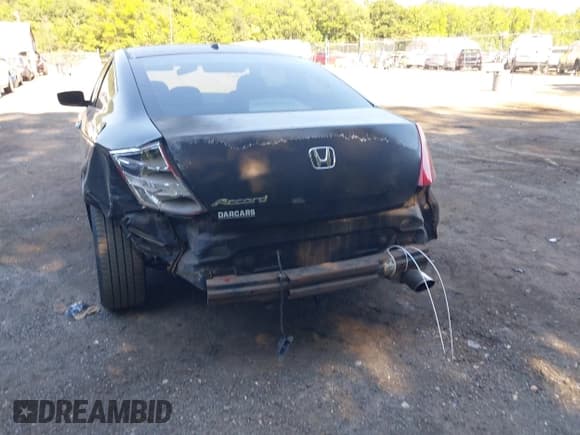 ✅ 2009 Honda Accord EX-L • VIN: 1HGCS12809A010195 • Lot: 43063591. Wystawiony na IAAI z przebiegiem 160 162 mil. Bezpłatny archiwum sprzedaży aukcyjnych z USA i szczegółowy raport historii pojazdu na DreamBid. Zdjęcie 6.