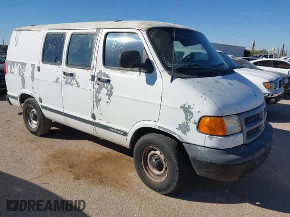 ✅ 2000 Dodge RAM • VIN: 2B7HB11Y0YK105364 • Lot: 43547863. Wystawiony na IAAI z przebiegiem Nie podano. Bezpłatny archiwum sprzedaży aukcyjnych z USA i szczegółowy raport historii pojazdu na DreamBid. Zdjęcie 1.