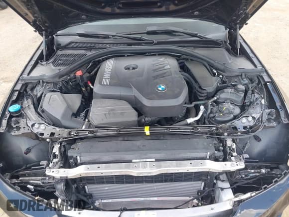 ✅ 2025 BMW 3 Series 330i xDrive • VIN: 3MW89CW09S8E99467 • Lot: 42555378. Wystawiony na IAAI z przebiegiem 16 290 mil. Bezpłatny archiwum sprzedaży aukcyjnych z USA i szczegółowy raport historii pojazdu na DreamBid. Zdjęcie 10.