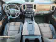 2020 Chevrolet Silverado 1500 High Country z VIN 1GCUYHET4LZ234878, wystawiony jako Copart lot #82046455 z przebiegiem 109 649 mil mil oraz Czysty tytuł • Clean title. Historia ofert i sprzedaży dostępna na DreamBid. Obrazek 8.