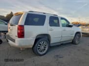 ✅ 2007 Chevrolet Tahoe LT • VIN: 1GNFK13067J295137 • Lot: 95393135. Wystawiony na Copart z przebiegiem Nie podano. Bezpłatny archiwum sprzedaży aukcyjnych z USA i szczegółowy raport historii pojazdu na DreamBid. Zdjęcie 3.