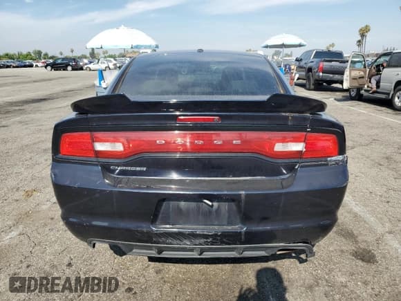 ✅ 2011 Dodge Charger Rallye • VIN: 2B3CL3CG7BH553520 • Лот: 67990965. Опубликован ранее на Copart с пробегом 252 266 миль. Бесплатный доступ к архиву аукционных продаж из США и подробный отчёт об истории автомобиля на DreamBid. Изображение 6.