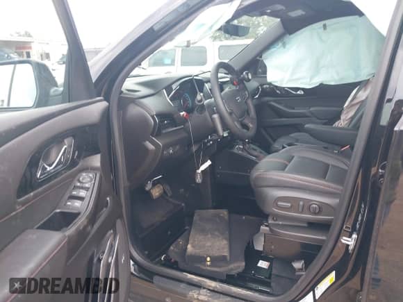 2023 Chevrolet Traverse RS z VIN 1GNERJKW5PJ188822, wystawiony jako IAAI lot #40262957 z przebiegiem 17 086 mil mil oraz . Historia ofert i sprzedaży dostępna na DreamBid. Obrazek 5.