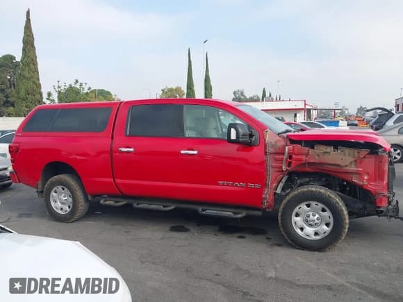 ✅ 2021 Nissan Titan SV • VIN: 1N6AA1FA6MN507613 • Lot: 43158300. Wystawiony na IAAI z przebiegiem 102 700 mil. Bezpłatny archiwum sprzedaży aukcyjnych z USA i szczegółowy raport historii pojazdu na DreamBid. Zdjęcie 14.