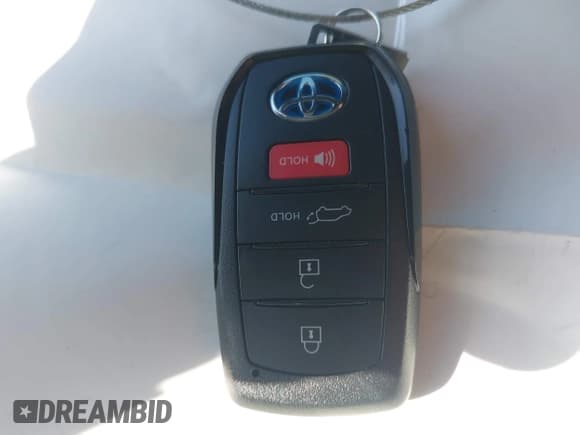 ✅ 2021 Toyota Venza LE • VIN: JTEAAAAH7MJ027249 • Lot: 43526335. Listed on IAAI with 50,754 mi. Free auction sales archive from the USA and detailed vehicle history report at DreamBid. Image 11.