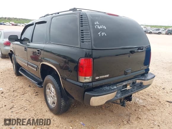 ✅ 2002 Chevrolet Tahoe LT • VIN: 1GNEC13Z72R176028 • Lot: 41897050. Listed on IAAI with 216,553 mi. Free auction sales archive from the USA and detailed vehicle history report at DreamBid. Image 3.