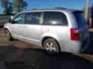 2008 Dodge Grand Caravan SXT z VIN 1D8HN54P88B140212, wystawiony jako IAAI lot #43399027 z przebiegiem 206 644 mil mil oraz . Historia ofert i sprzedaży dostępna na DreamBid. Obrazek 3.