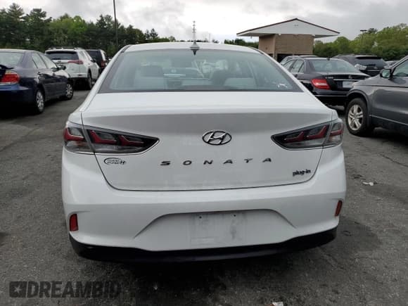 ✅ 2019 Hyundai Sonata • VIN: KMHE14L25KA093906 • Лот: 55942464. Опубликован ранее на Copart с пробегом 66 080 миль. Бесплатный доступ к архиву аукционных продаж из США и подробный отчёт об истории автомобиля на DreamBid. Изображение 6.