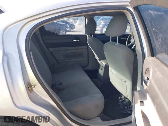 ✅ 2007 Dodge Charger • VIN: 2B3KA43R07H642135 • Лот: 43452131. Опубликован ранее на IAAI с пробегом 169 135 миль. Бесплатный доступ к архиву аукционных продаж из США и подробный отчёт об истории автомобиля на DreamBid. Изображение 8.