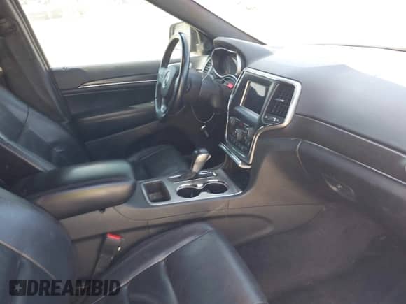 2018 Jeep Grand Cherokee Limited z VIN 1C4RJEBG9JC514005, wystawiony jako IAAI lot #42846153 z przebiegiem 122 911 mil mil oraz . Historia ofert i sprzedaży dostępna na DreamBid. Obrazek 5.