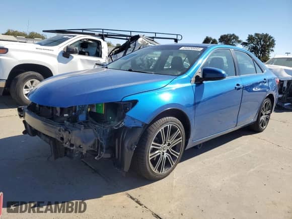 2016 Toyota Camry SE with VIN 4T1BF1FKXGU500445, listed as a Copart auction lot 84520955 with 91,071 mi miles and Salvage title. Bid and sale history available at DreamBid. Image 1.