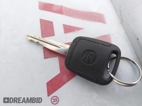 ✅ 2001 Ford F-150 XL • VIN: 2FTRX18L31CB05231 • Lot: 43905525. Wystawiony na IAAI z przebiegiem 137 559 mil. Bezpłatny archiwum sprzedaży aukcyjnych z USA i szczegółowy raport historii pojazdu na DreamBid. Zdjęcie 11.