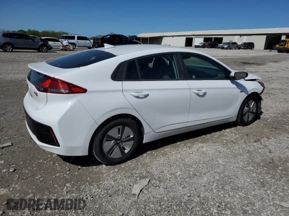 ✅ 2018 Hyundai Ioniq Blue • VIN: KMHC65LC2JU100864 • Lot: 52219505. Wystawiony na Copart z przebiegiem 72 044 mil. Bezpłatny archiwum sprzedaży aukcyjnych z USA i szczegółowy raport historii pojazdu na DreamBid. Zdjęcie 3.