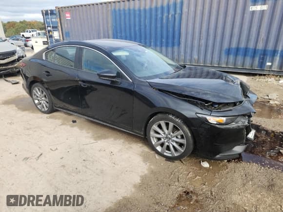 ✅ 2021 Mazda 3 Select • VIN: JM1BPABL9M1324033 • Lot: 86297605. Listed on Copart with 93,347 mi. Free auction sales archive from the USA and detailed vehicle history report at DreamBid. Image 4.
