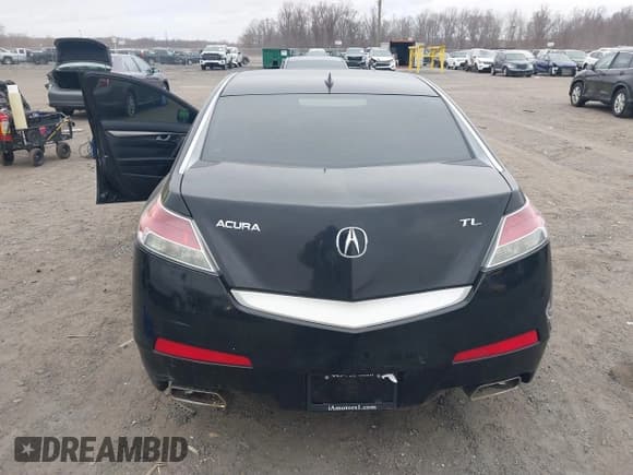 ✅ 2010 Acura TL • VIN: 19UUA8F24AA021680 • Лот: 41727274. Опубликован ранее на IAAI с пробегом 234 027 миль. Бесплатный доступ к архиву аукционных продаж из США и подробный отчёт об истории автомобиля на DreamBid. Изображение 15.