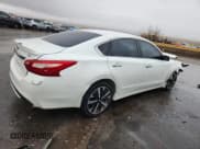 ✅ 2018 Nissan Altima S • VIN: 1N4AL3AP9JC274764 • Lot: 93598725. Wystawiony na Copart z przebiegiem 242 710 mil. Bezpłatny archiwum sprzedaży aukcyjnych z USA i szczegółowy raport historii pojazdu na DreamBid. Zdjęcie 3.