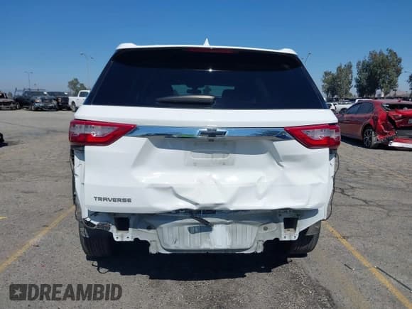 ✅ 2021 Chevrolet Traverse LS • VIN: 1GNERFKW4MJ260666 • Lot: 42884591. Listed on IAAI with 119,163 mi. Free auction sales archive from the USA and detailed vehicle history report at DreamBid. Image 17.