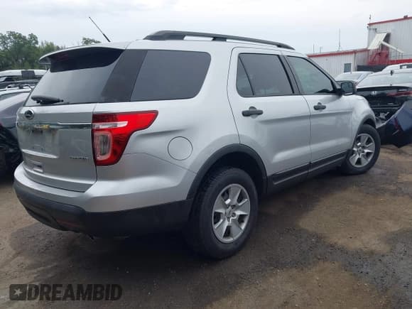 ✅ 2014 Ford Explorer • VIN: 1FM5K7B80EGA84844 • Лот: 43332798. Опубликован ранее на IAAI с пробегом 153 399 миль. Бесплатный доступ к архиву аукционных продаж из США и подробный отчёт об истории автомобиля на DreamBid. Изображение 4.