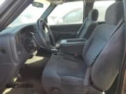 ✅ 2002 Chevrolet Silverado 1500 LS • VIN: 2GCEC19T521417542 • Лот: 76084914. Опубликован ранее на Copart с пробегом 67 773 миль. Бесплатный доступ к архиву аукционных продаж из США и подробный отчёт об истории автомобиля на DreamBid. Изображение 7.