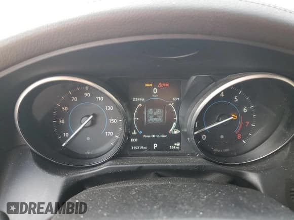 ✅ 2016 Jaguar XF 35t Premium • VIN: SAJBJ4BVXGCY17525 • Лот: 81242094. Опубликован ранее на Copart с пробегом 115 319 миль. Бесплатный доступ к архиву аукционных продаж из США и подробный отчёт об истории автомобиля на DreamBid. Изображение 9.